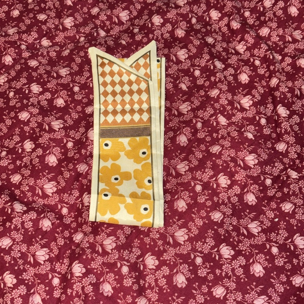 Scarf Twilly golden flowers, burnt orange checkered scarf 34” twilly x 3 “ - Picture 2 of 2